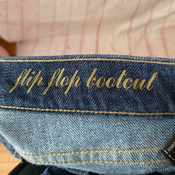 7 For All Mankind Flip Flop Bootcut Jeans - Picture 13 of 13